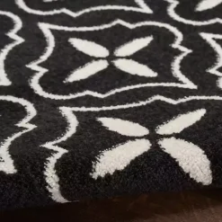 Outlet Kirklands Home Black & Ivory Quatrefoil Indoor/Outdoor Rug, 8x10
