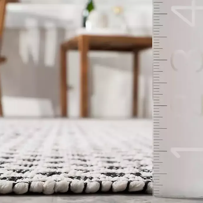 Kirklands Home Black & White Trellis Indoor/Outdoor Rug, 4x6