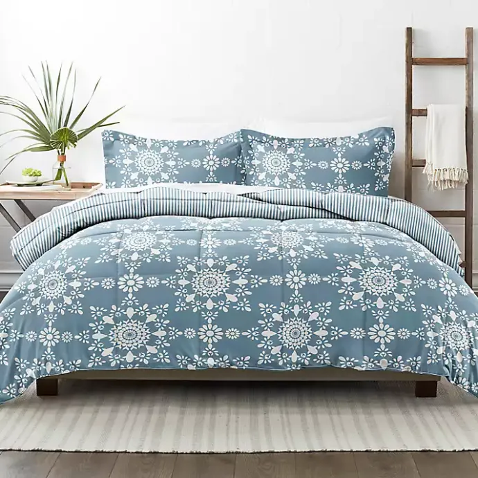 Clearance Kirklands Home Daisy Medallion Queen 3-pc. Comforter Set Blue