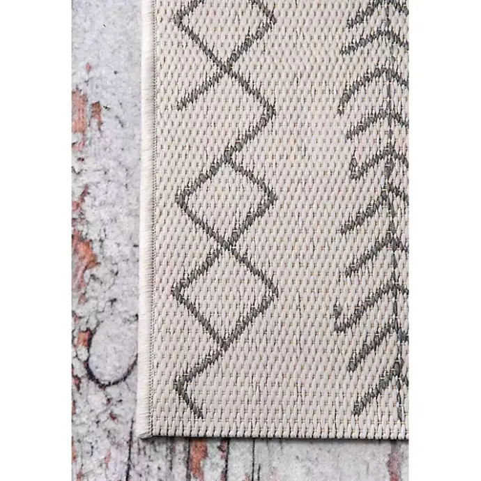 Clearance Kirklands Home Cream Serna Tribal Outdoor Area Rug, 5x7