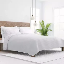 Outlet Kirklands Home Gray Scalloped Reversible 3-pc. Queen Quilt Set