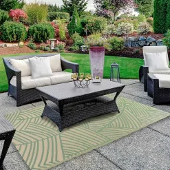 Clearance Kirklands Home Green Palm Leaf Outdoor Area Rug, 4x6