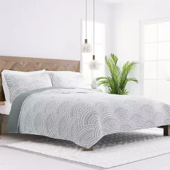 Sale Kirklands Home Green Scalloped Reversible 2-pc. Twin Quilt Set