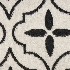 New Kirklands Home Ivory & Black Quatrefoil Indoor/Outdoor Rug, 5x7