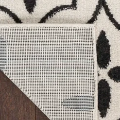 New Kirklands Home Ivory & Black Quatrefoil Indoor/Outdoor Rug, 8x10