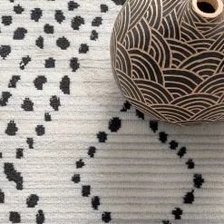 Hot Kirklands Home Millie Dotted Diamond Area Rug, 5x8