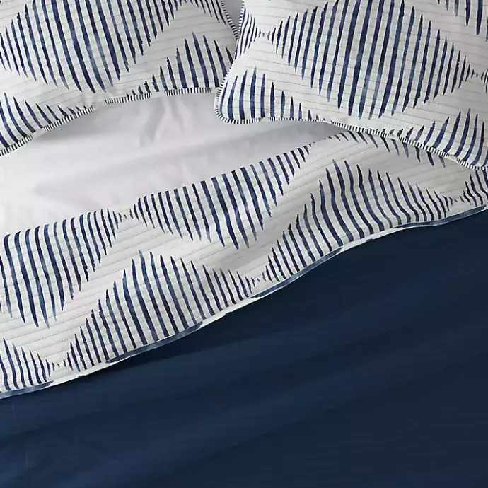 New Kirklands Home Navy Diamond Line Reversible 3-pc. King Quilt Set
