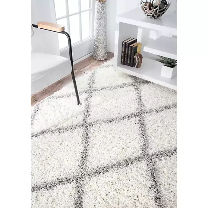 Kirklands Home Shanna Diamond Area Rug, 5x7 White