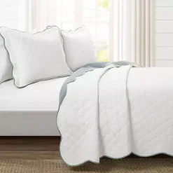 Sale Kirklands Home White and Blue Scallop 3-pc. Full/Queen Quilt Set