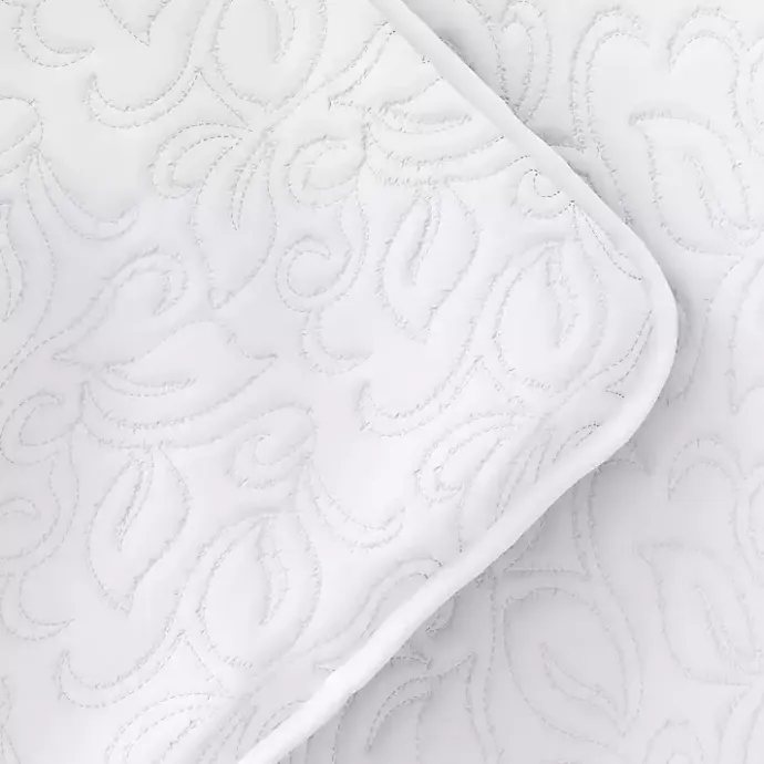Outlet Kirklands Home Floral Stitch 3-pc. Queen Quilt Set White