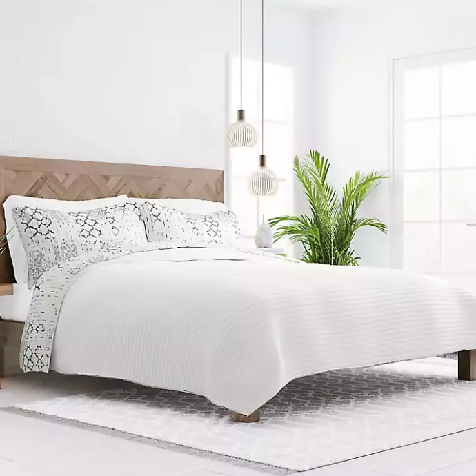 Sale Kirklands Home White Trellis Reversible 3-pc. King Quilt Set